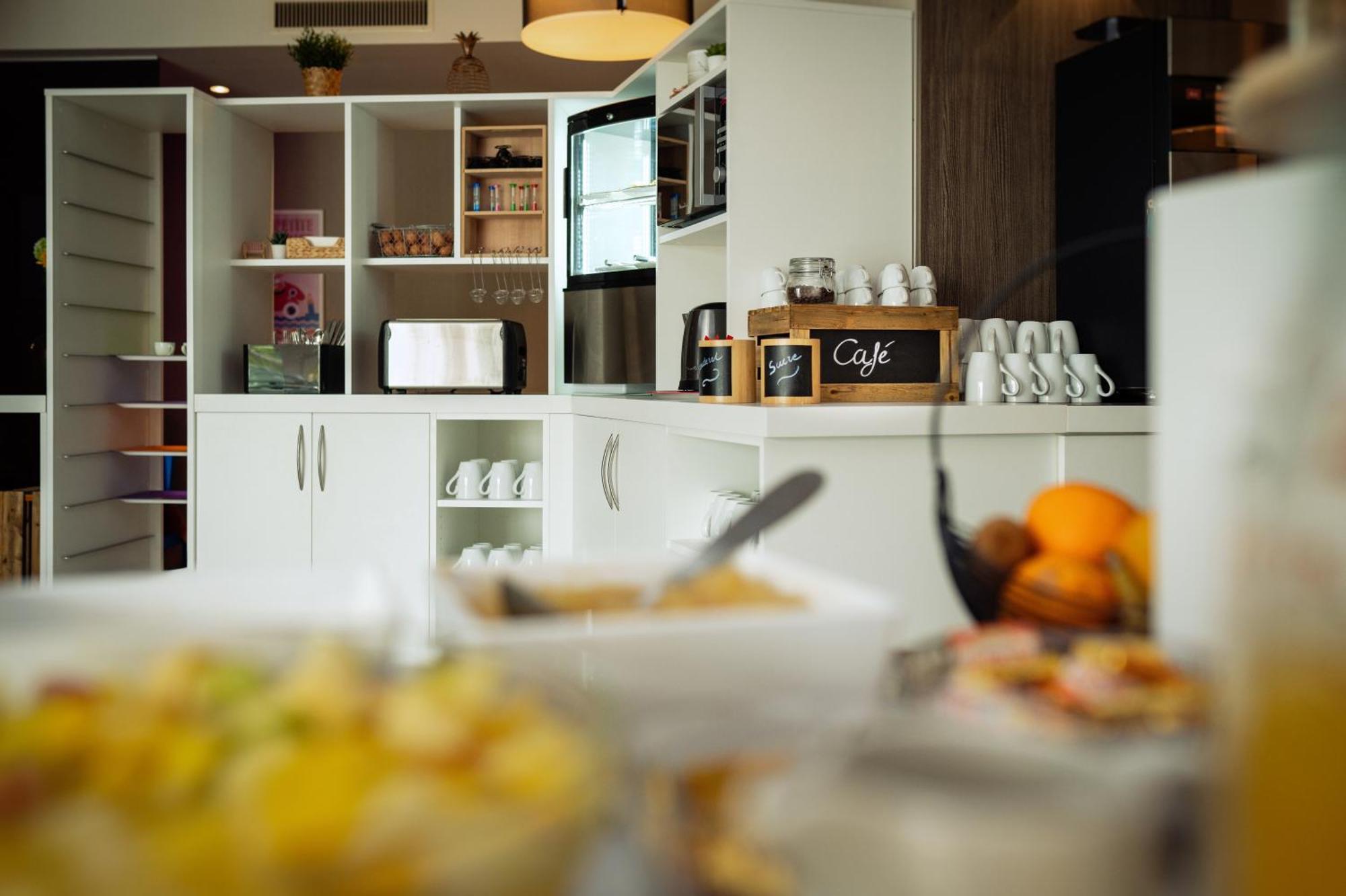 Ibis Styles Les Sables Olonne Hotel Bagian luar foto